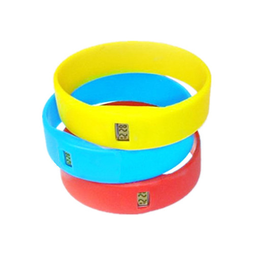 Fashionable Silicone Digital Wrist Watch
