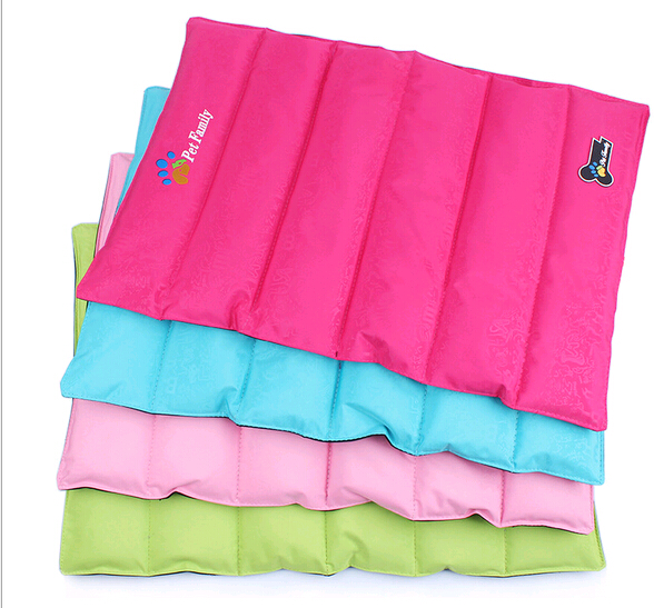 Folding memory foam pet mat for dog or cat