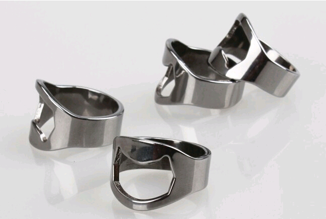 Wholesale cheap style finger ring shape bottle opener