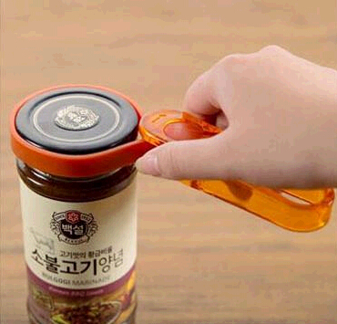 Wholesale cheap pp material adjustable strap can bottle opener