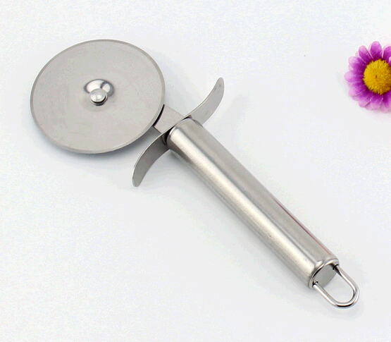 Promotional cheap stainless steel pizza knife, pizza cutter