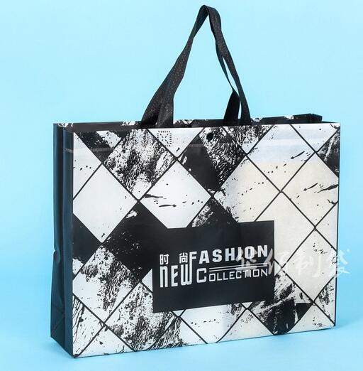 Wholesale black color customized logo non woven bag