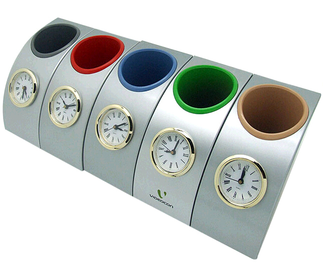 new style WIth pen holder digital lcd clock for desk