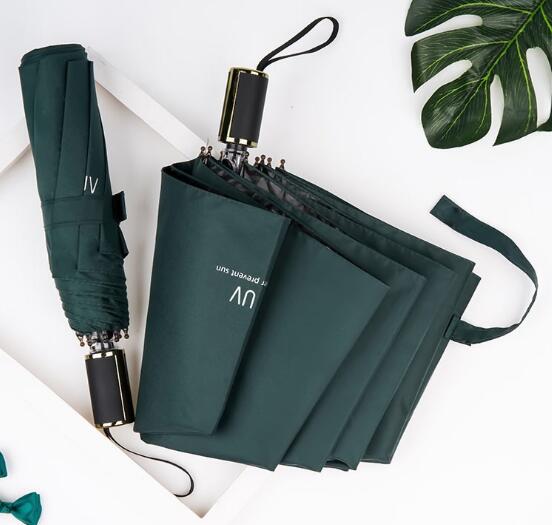 Promotional high quality oem logo 3 folding umbrella with good qulaity handle