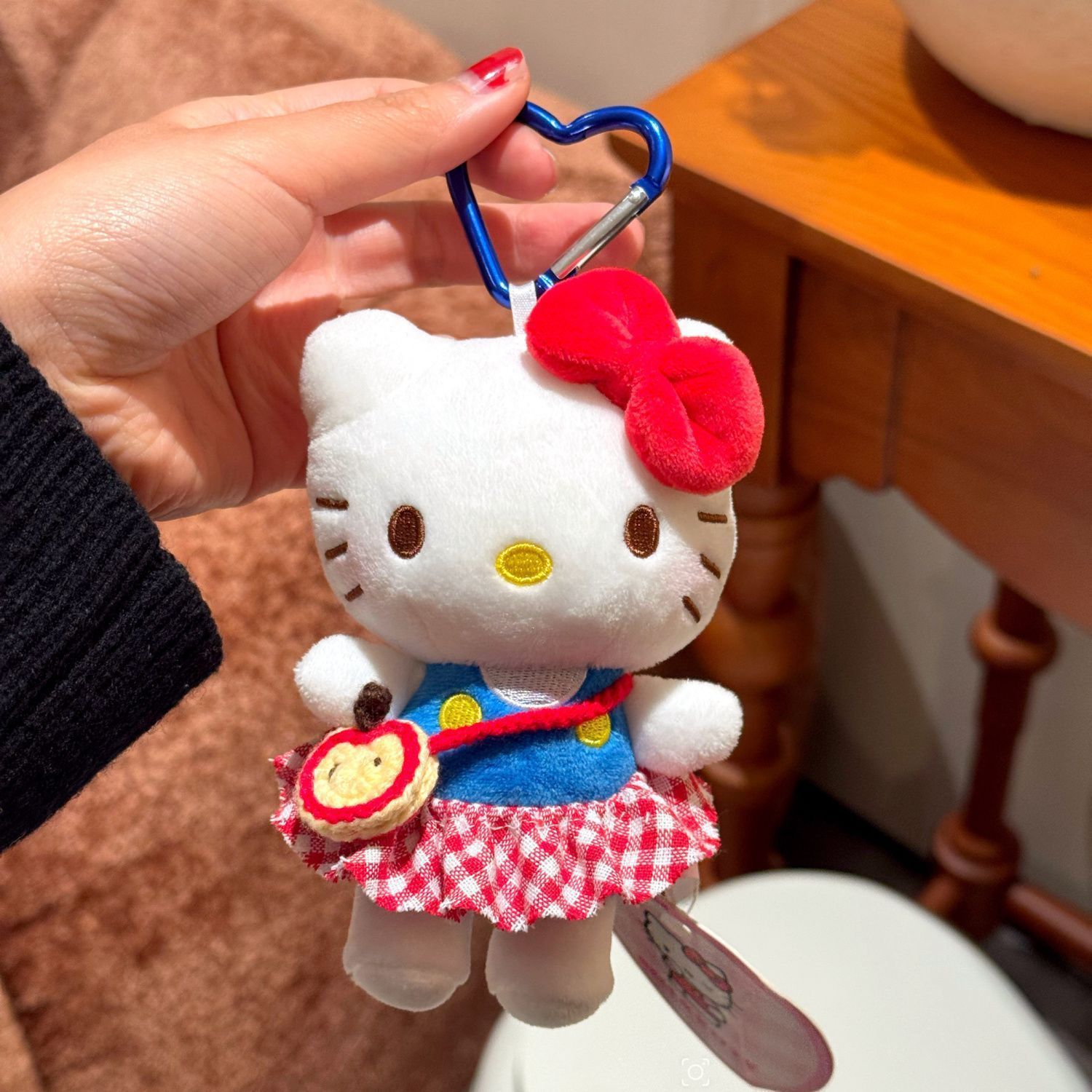 Customize fashional size 12cm plush toy keychain